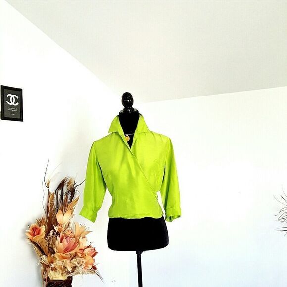Gorgeous green 100% silk top - Picture 1 of 8
